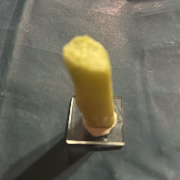 √ √√ Large light green rough watermelon tourmaline - Picture 5 of 6